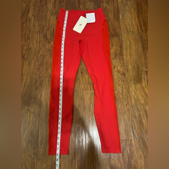 High-wasted Cherry Red Leggings Pureluxe Mesh Fabletics NWT - Picture 3 of 8